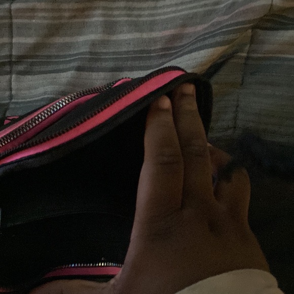 It’s a little bit, but I’m going to throw a sheep - Picture 3 of 5